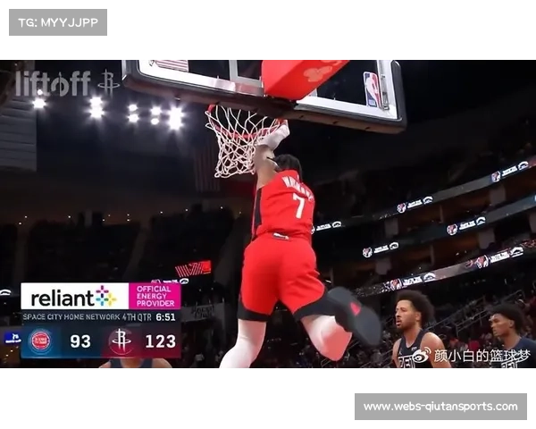 世俱杯决赛现美式中场秀，高空舞台表演引球迷热议