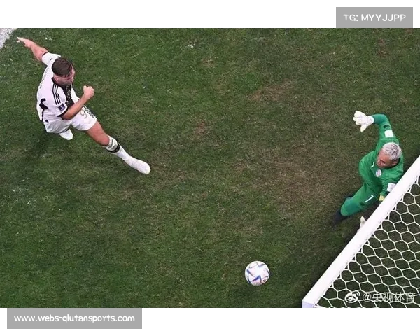 世界杯首日现场直击：各国选手挑战科尔蒂纳赛道极限