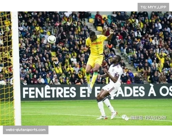 南特门将屡献神扑，无奈球队少一人作战憾负里昂